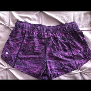 Lululemon reversible double time short, like new.